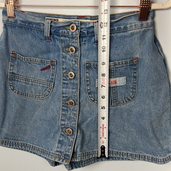 Vintage Jean button front skort 100% cotton by Squeeze Jeans - Picture 5 of 7